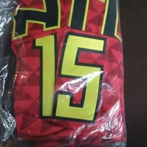 NIB NBA Atlanta Hawks #15 Carter Jersey - XL